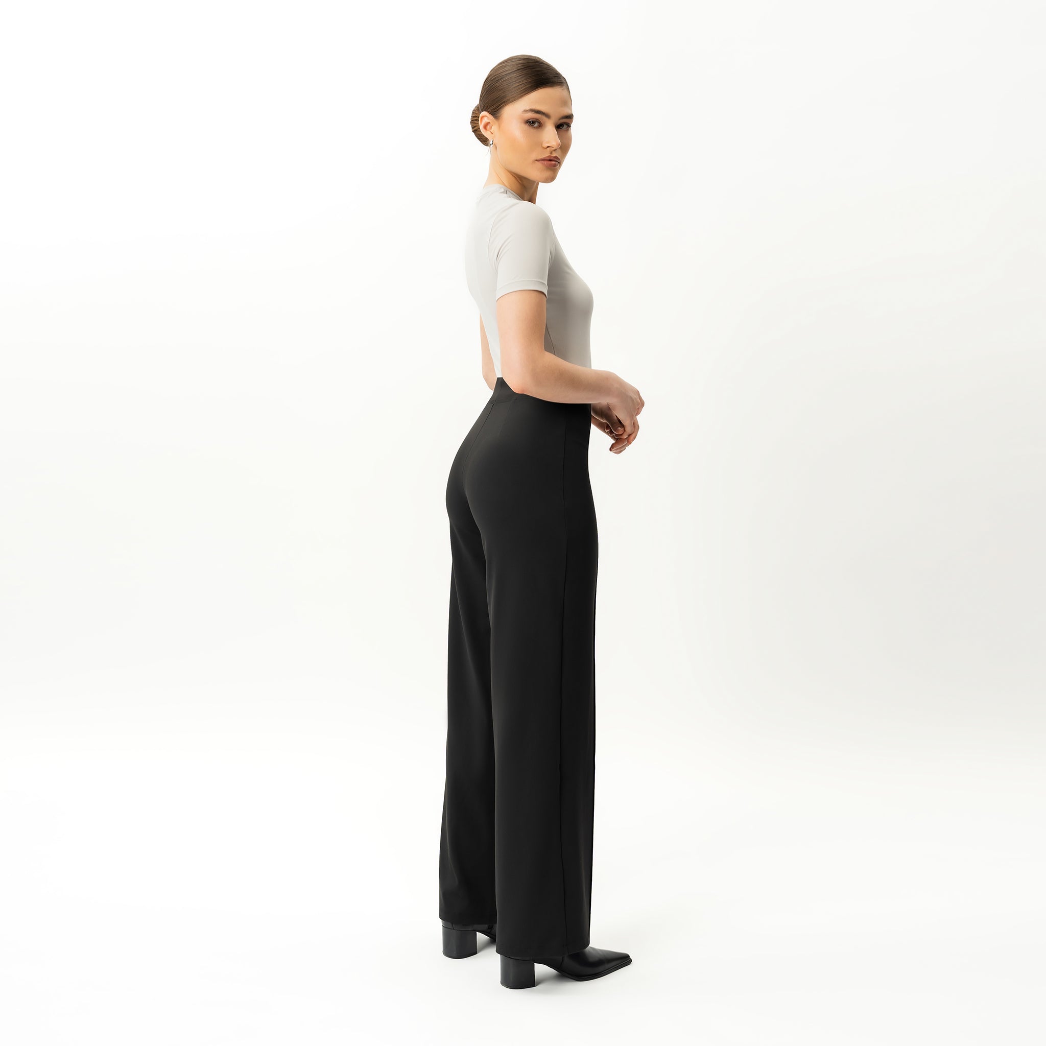 Asana Relaxed Front Crease Pant - Ninepine