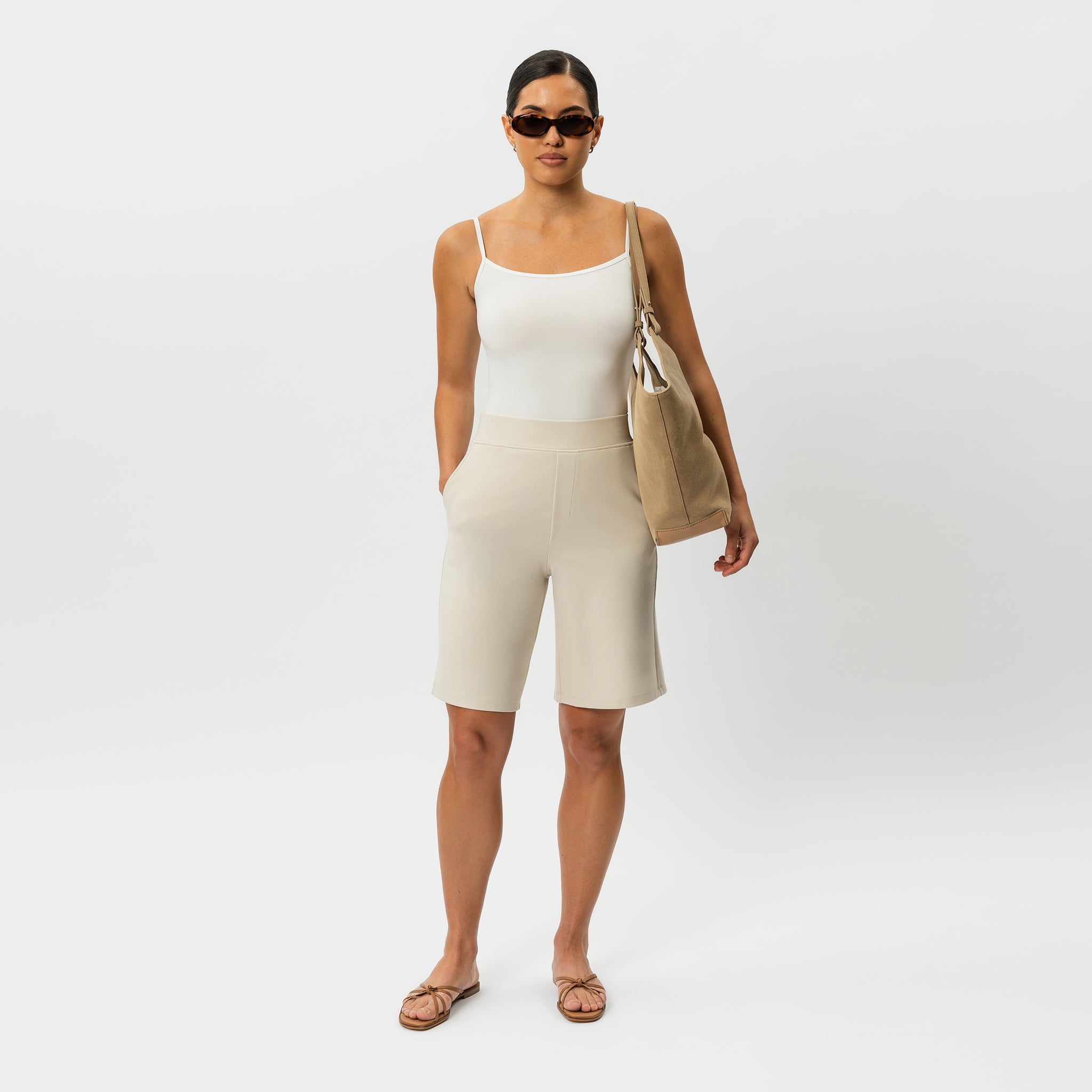 Light Ponte Shorts - Ninepine