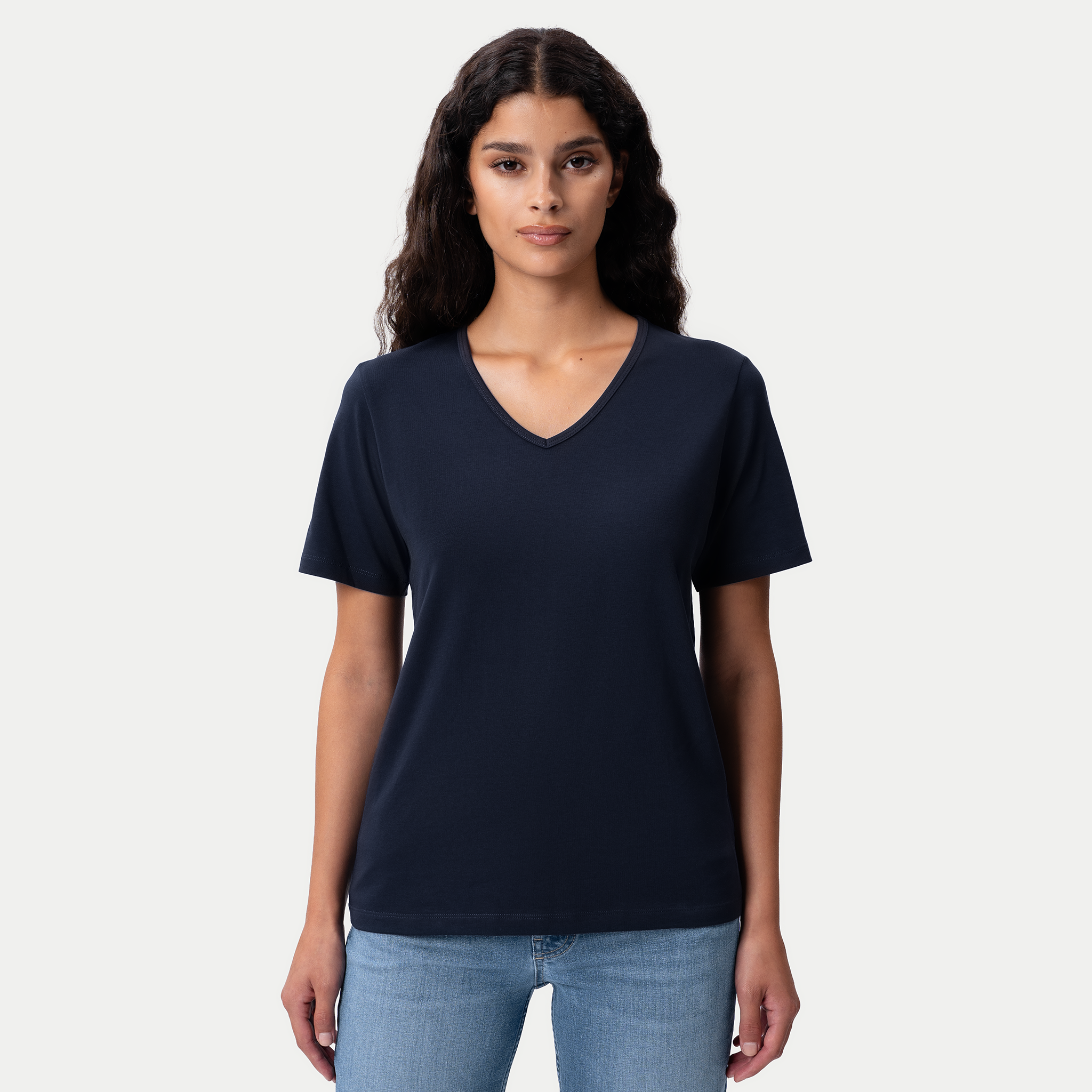 Fitted V-neck Pima T-shirt - Ninepine