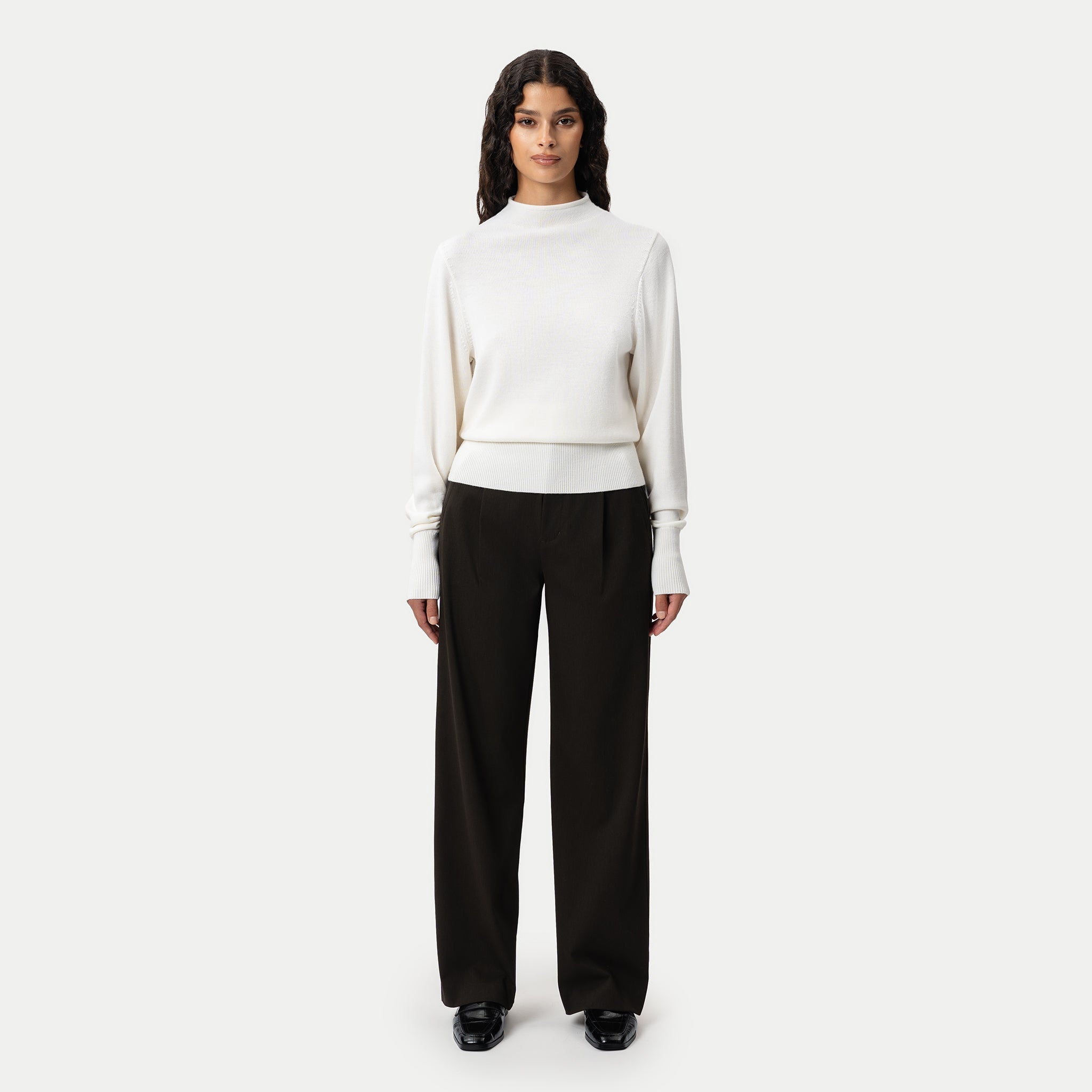 The Iconic Merino Sweater - Off-white - Ninepine